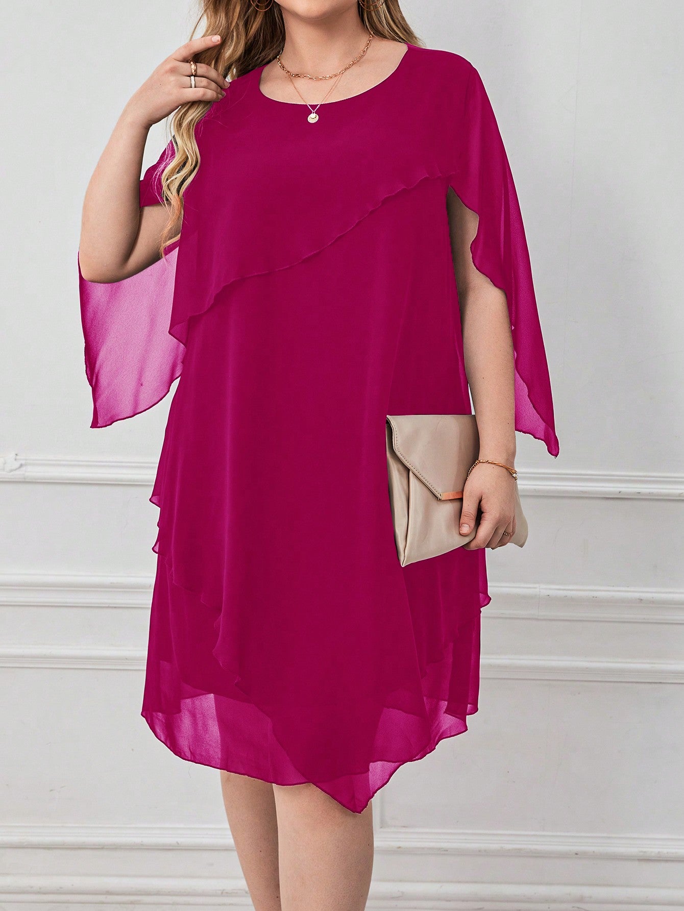 Vestido de Festa Plus Size Curto