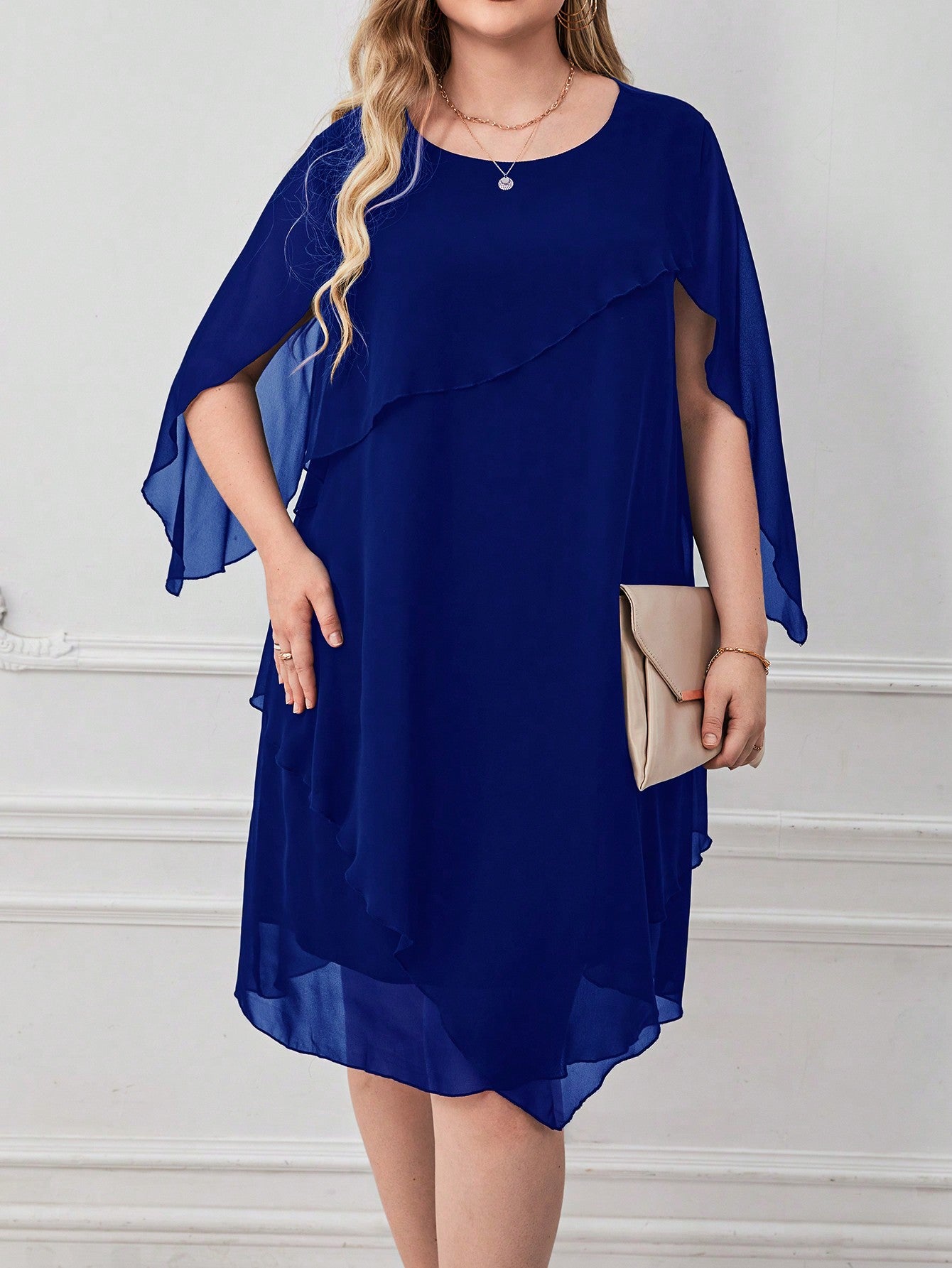 Vestido de Festa Plus Size Curto