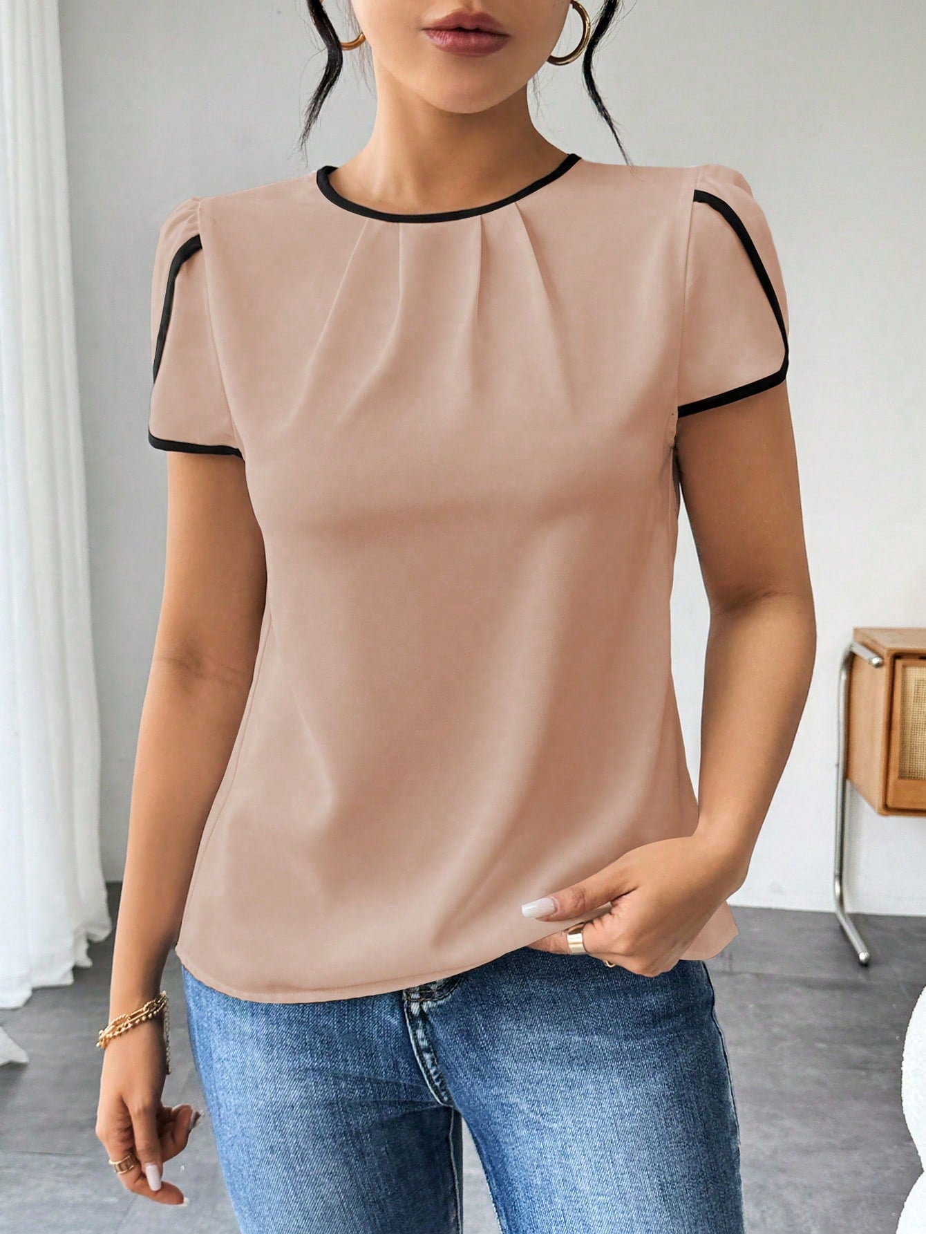Blusa Feminina Manga Curta Decote Redondo