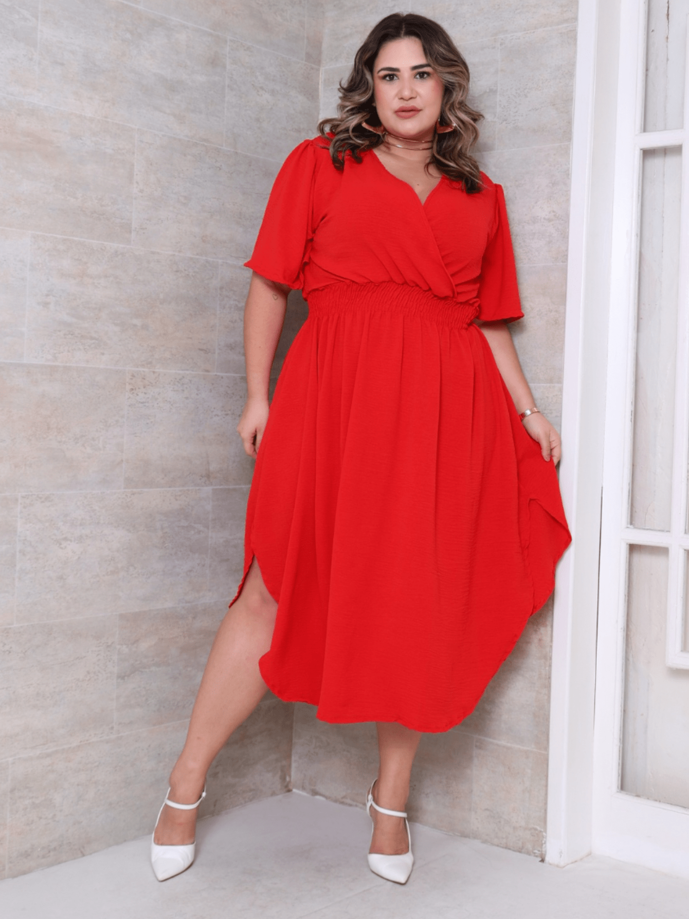 Vestido Midi Plus Size Transpassado Duna - Entrega Rápida