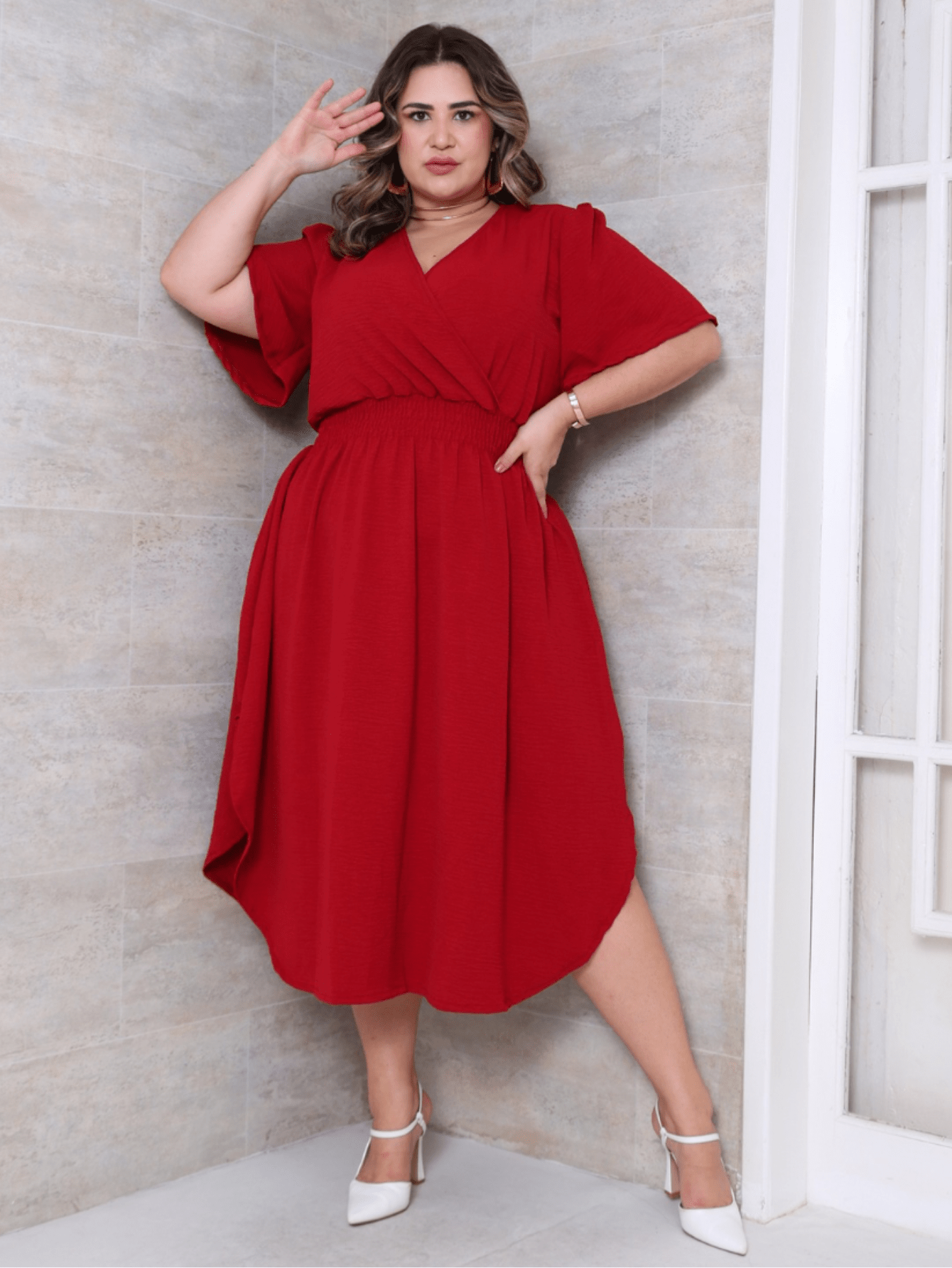 Vestido Midi Plus Size Transpassado Duna - Entrega Rápida