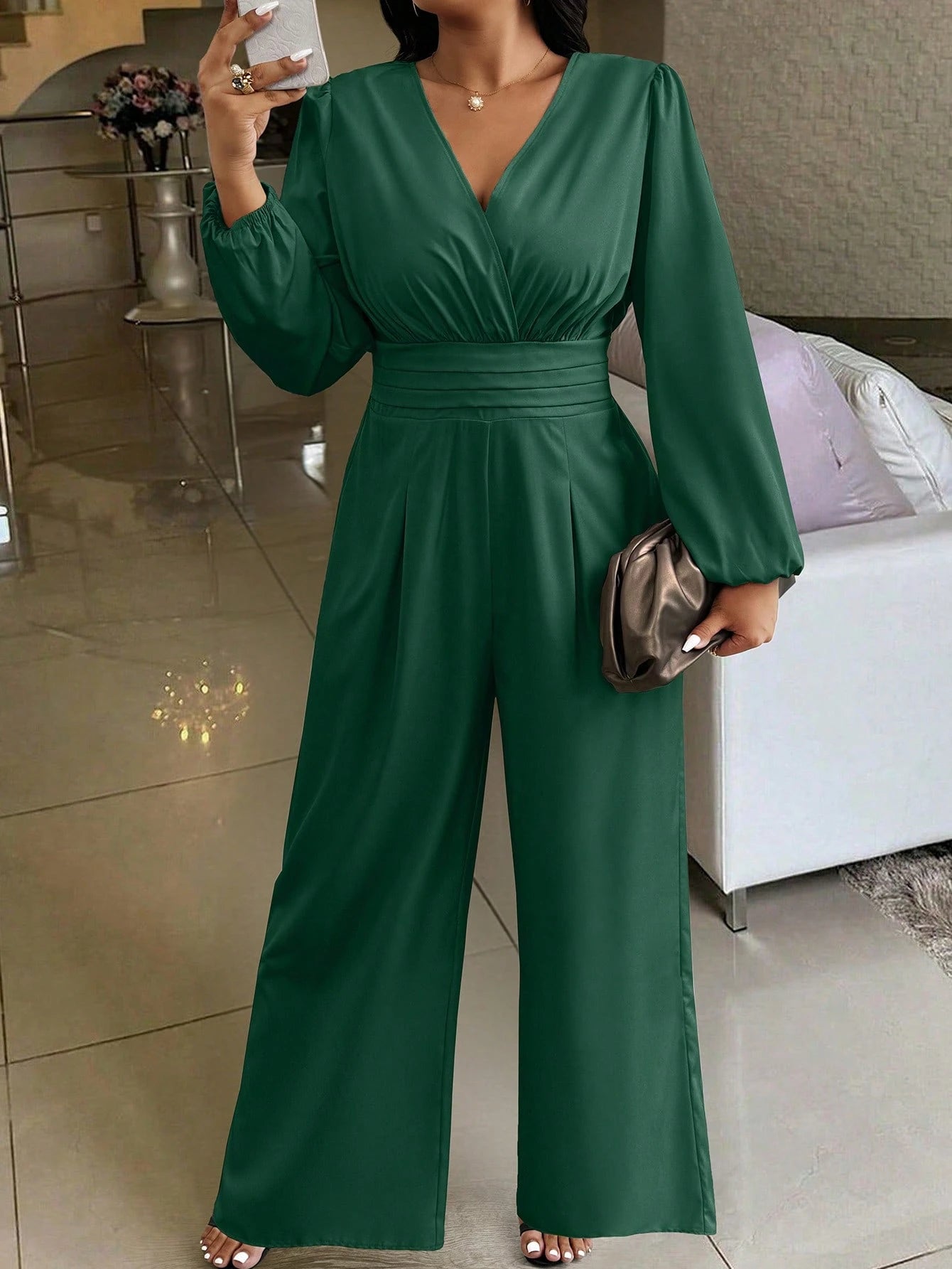 Macacão Plus Size Manga Longa Pantalona