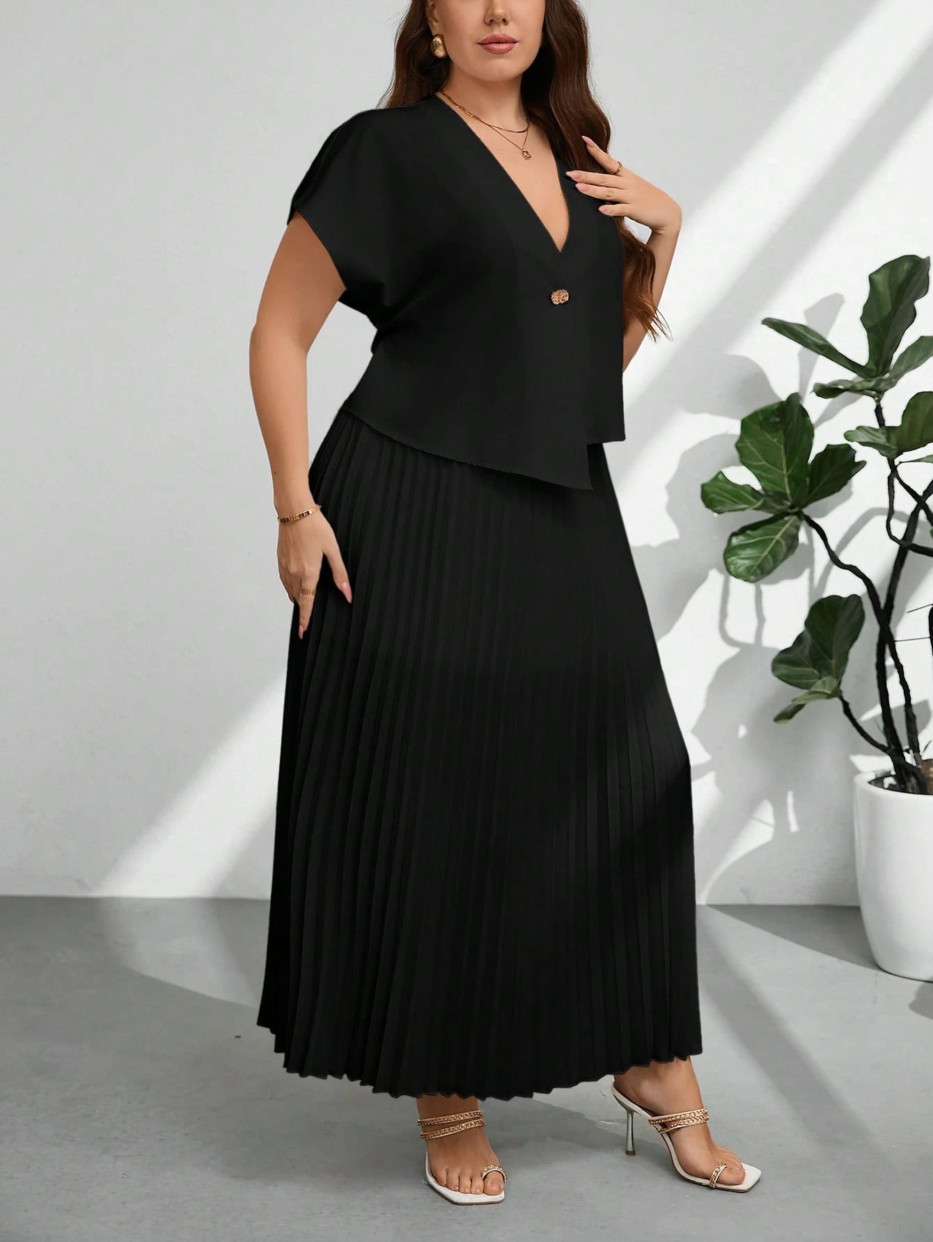 Conjunto Social Elegante Plus Size Blusa e Saia Plissada