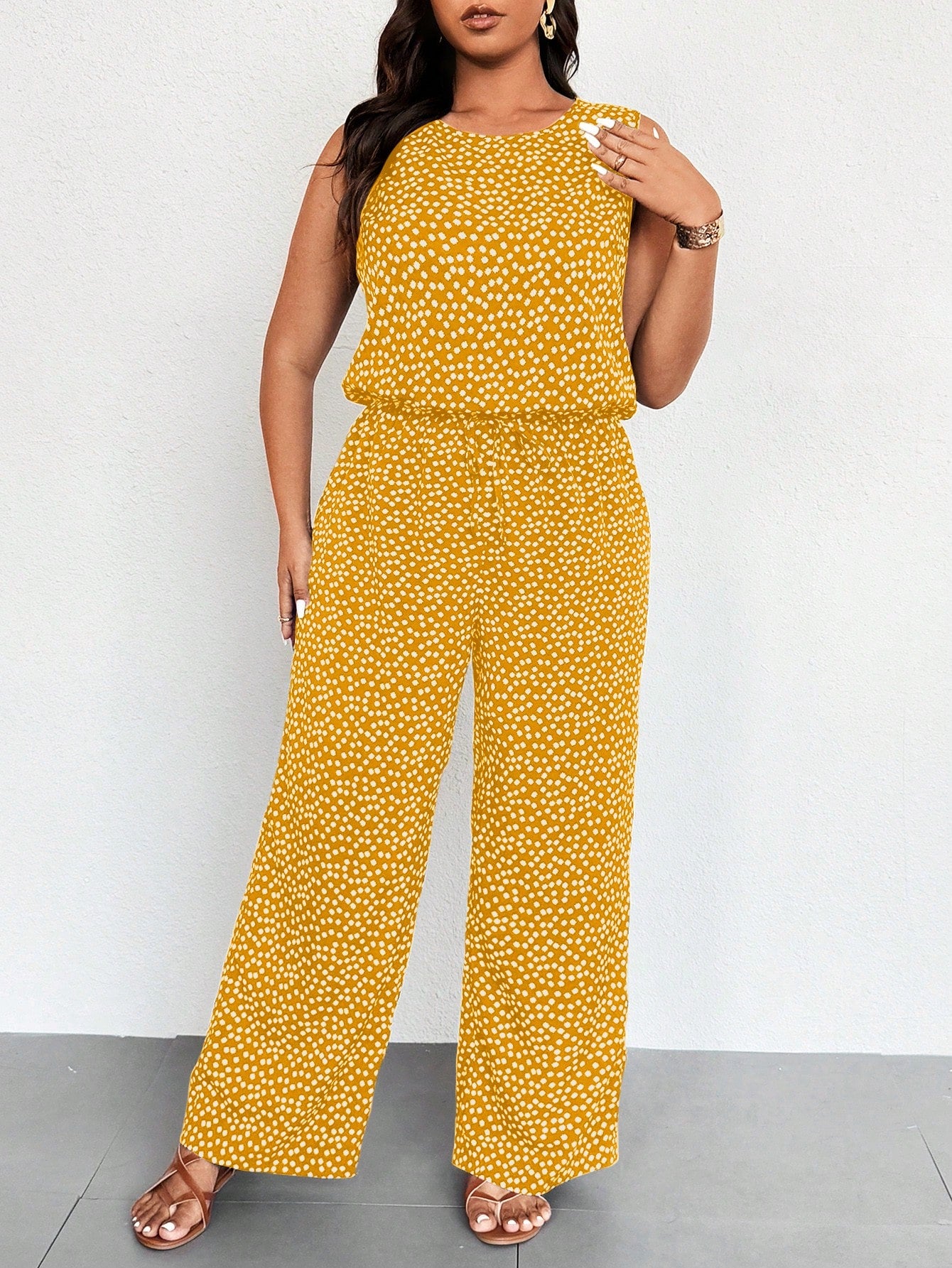 Macacão Plus Size Regata Floral Pantalona