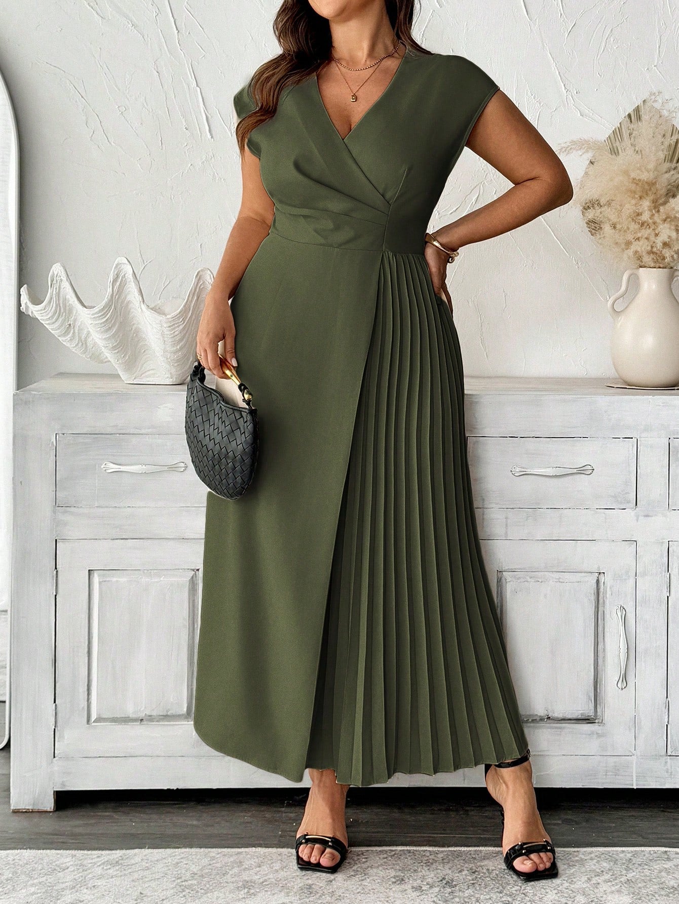 Vestido Plus Size para Festa Longo Social Plissado