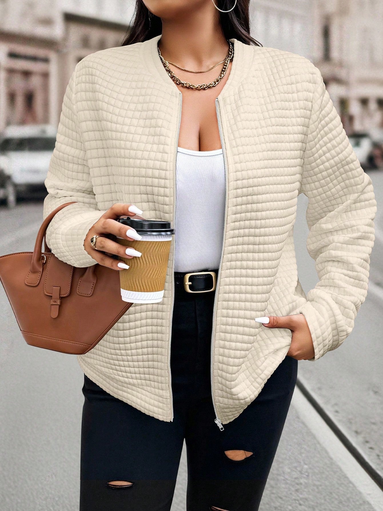 Jaqueta Bomber Leve Feminina Plus Size com Zíper