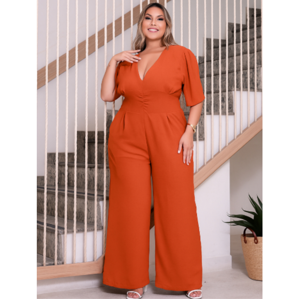 Macacão Pantalona Plus Size Modelador Manga Curta