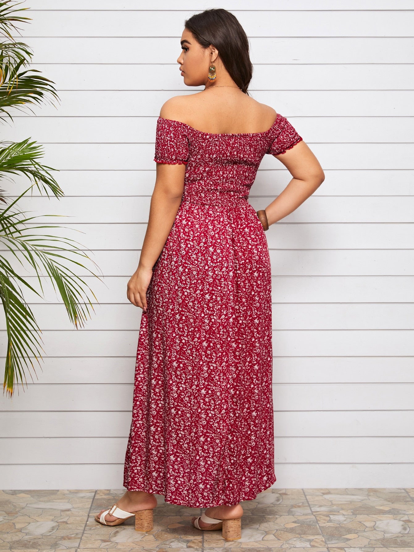 Vestido Longo Plus Size Florido Manga Ciganinha