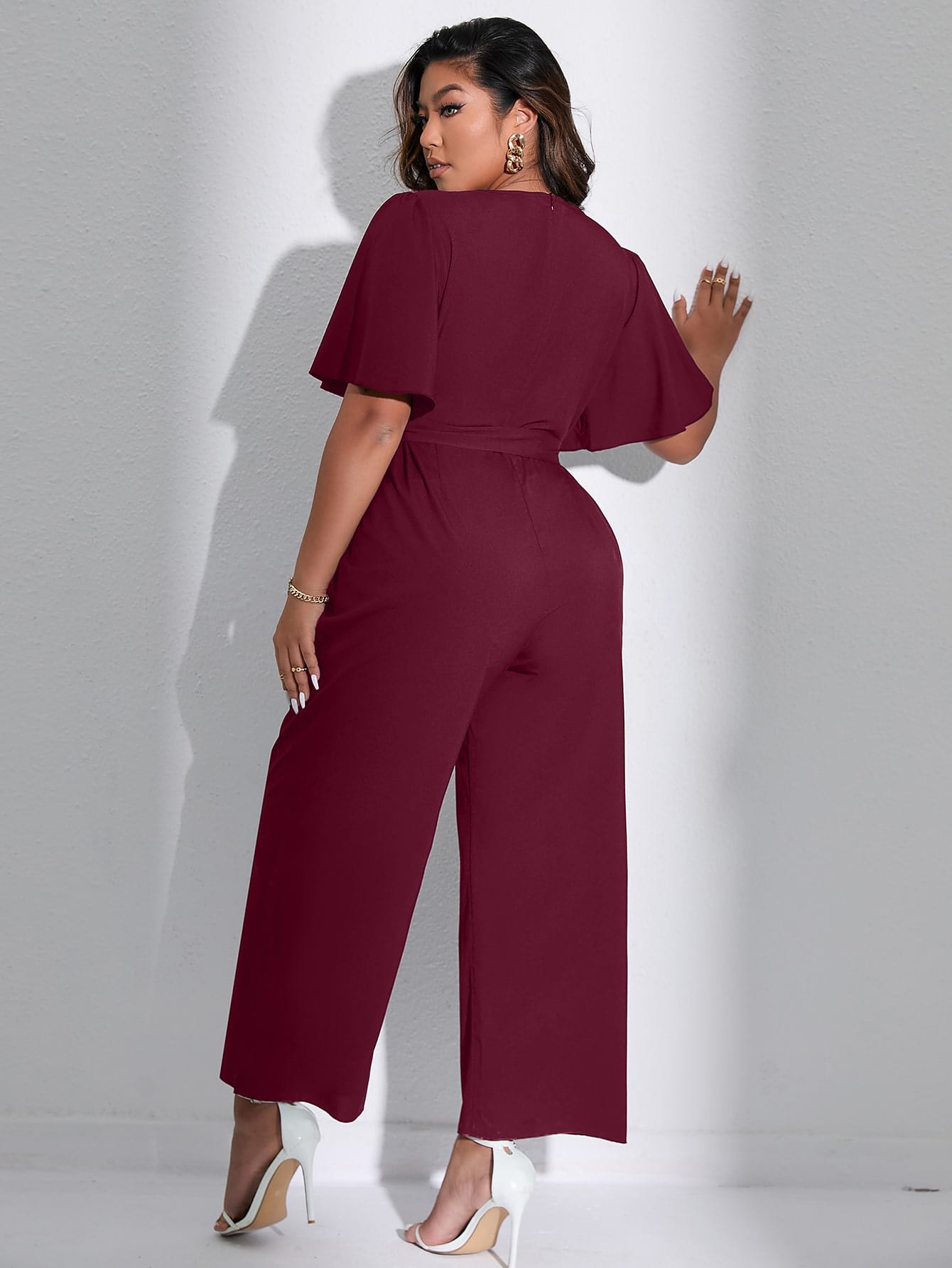 Macacão Feminino Plus Size Liso Elegante