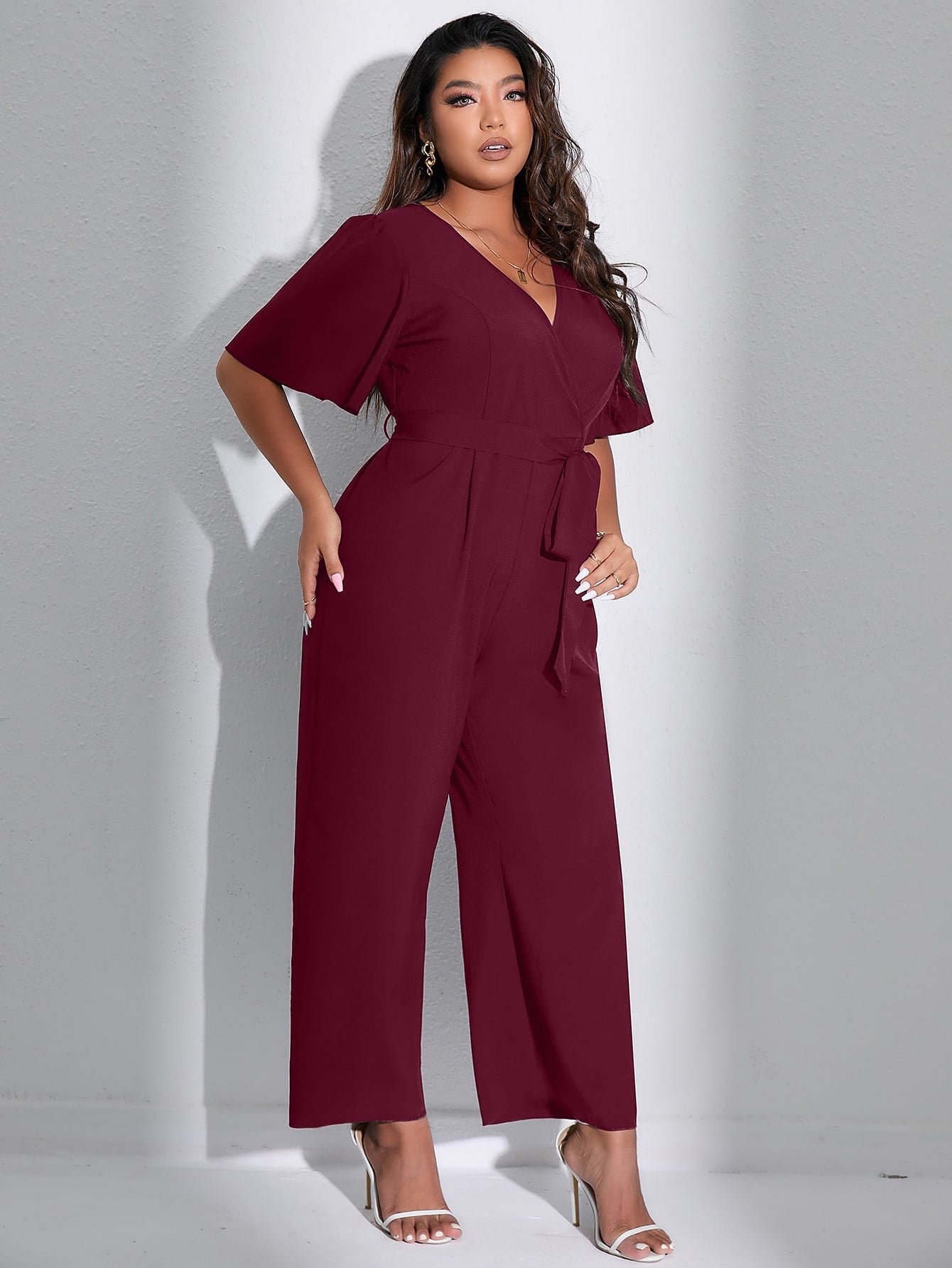Macacão Feminino Plus Size Liso Elegante