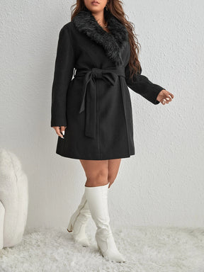 Casaco Lã Batida Forrado Feminino Plus Size com Cinto