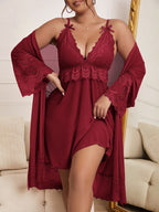 Conjunto Camisola e Robe de Tule Plus Size com Renda