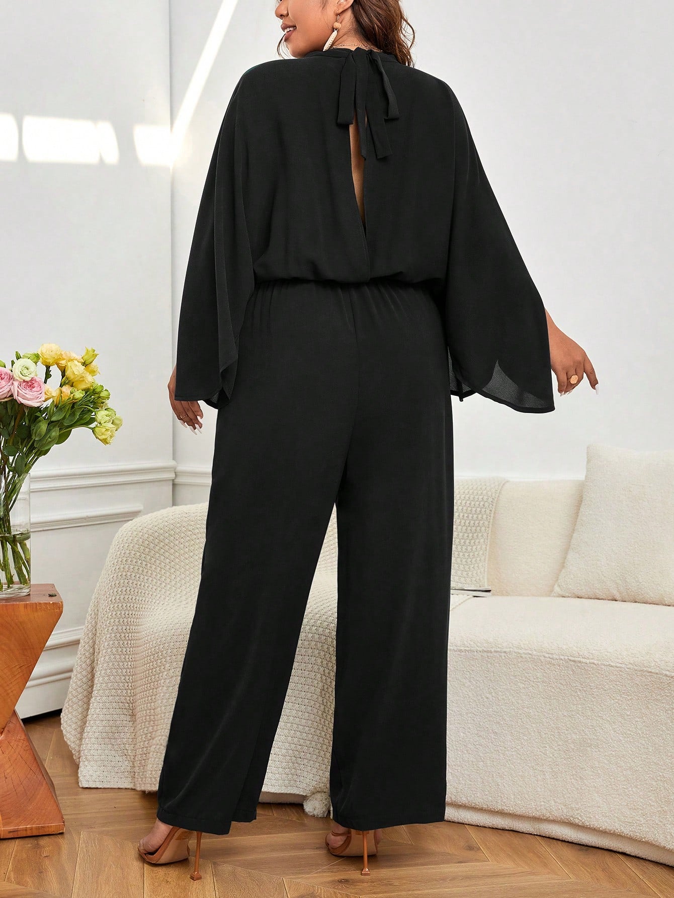 Macacão Pantalona Plus Size Elegante Manga Esvoaçante