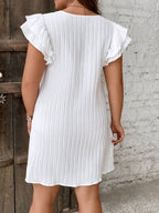 Vestido Curto Plus Size Canelado Manga Curta