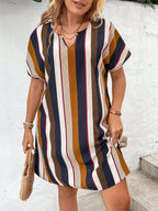 Vestido Curto Plus Size Manga Curta Listrado
