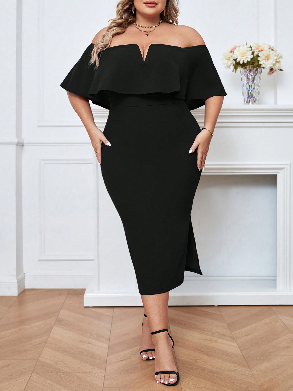 Vestido Midi Plus Size Minimalista Ombro de Fora