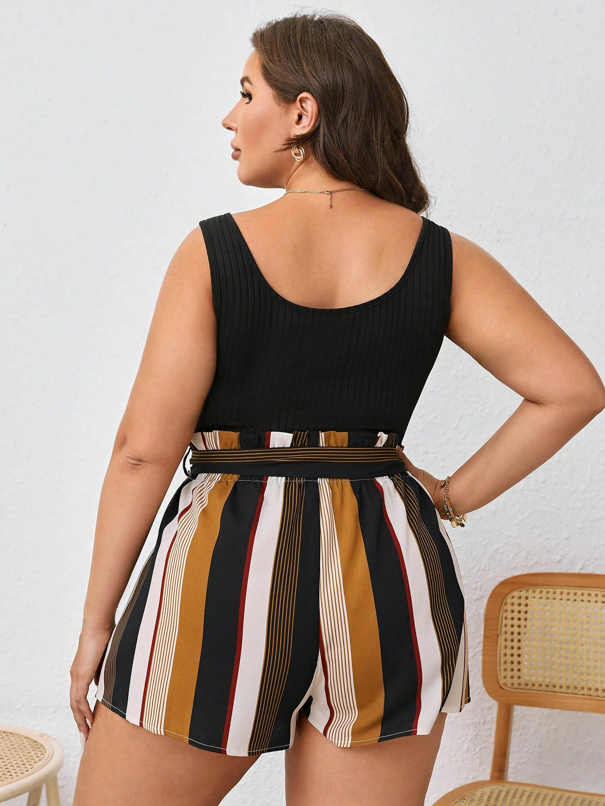 Macaquinho Feminino Plus Size Regata Listrado