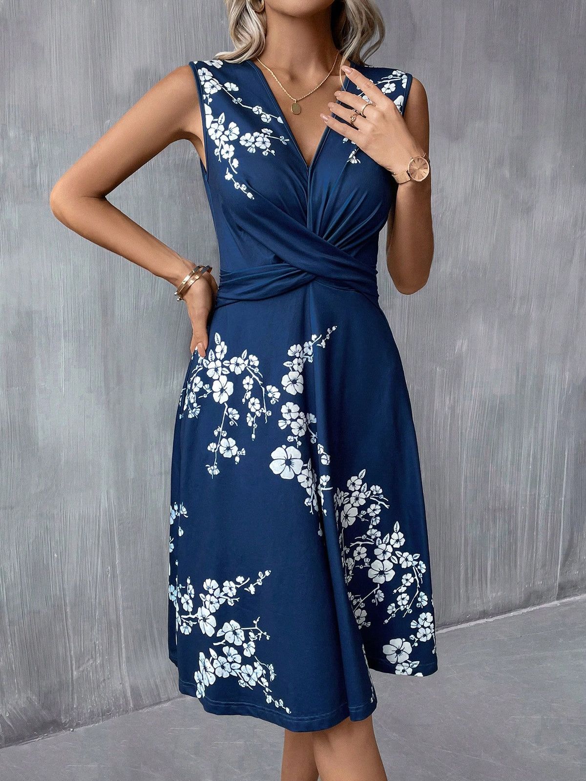 SHEIN Clasi Vestido A-Line com Estampa Floral e Detalhe Torcido, Vestido Azul, Vestidos de Verão para Mulheres