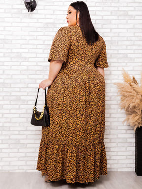 Vestido Plus Size Longo Saia com Babado 3 Manga Curta
