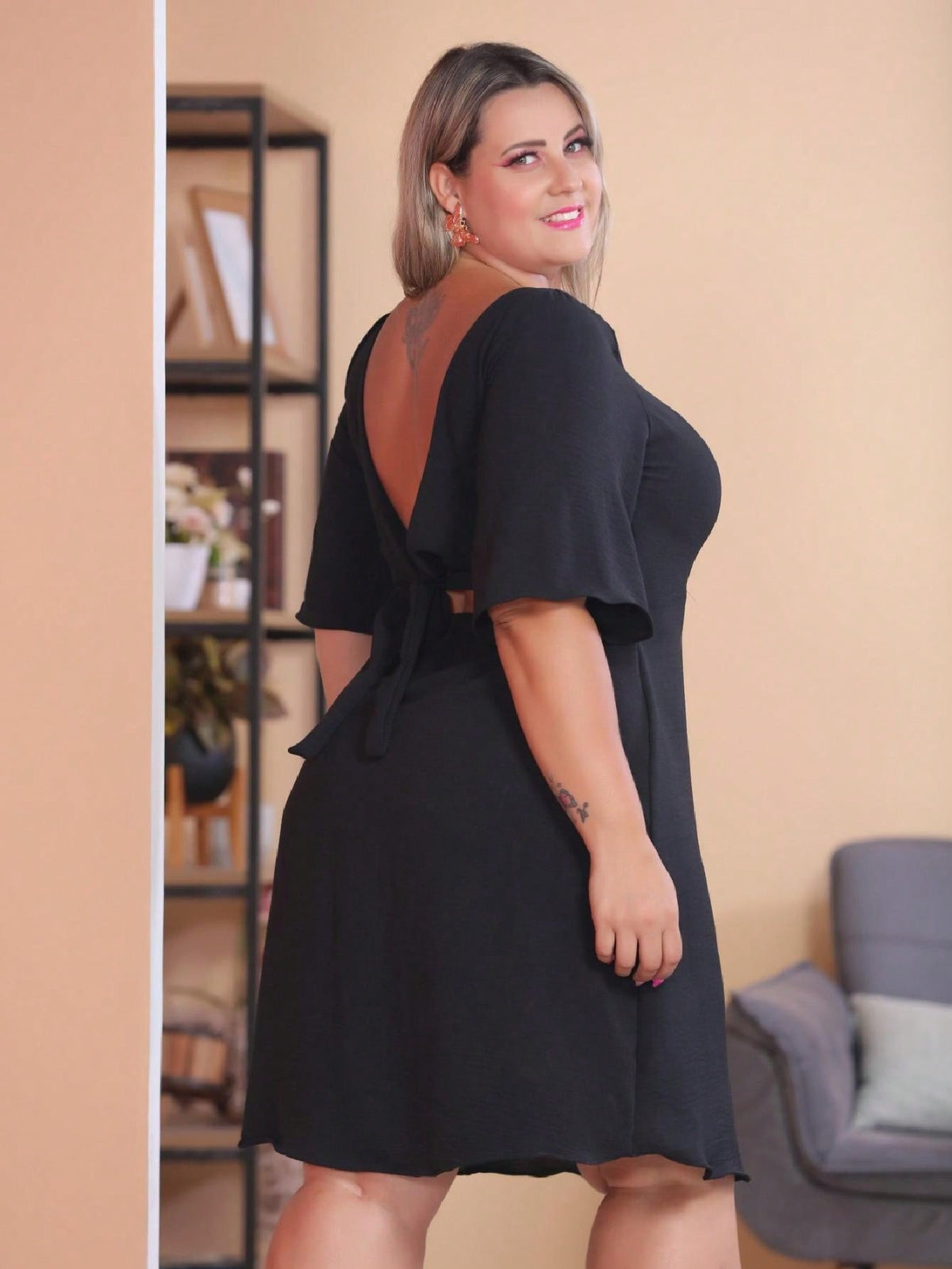 Vestido Plus Size Manga Curta Estampado