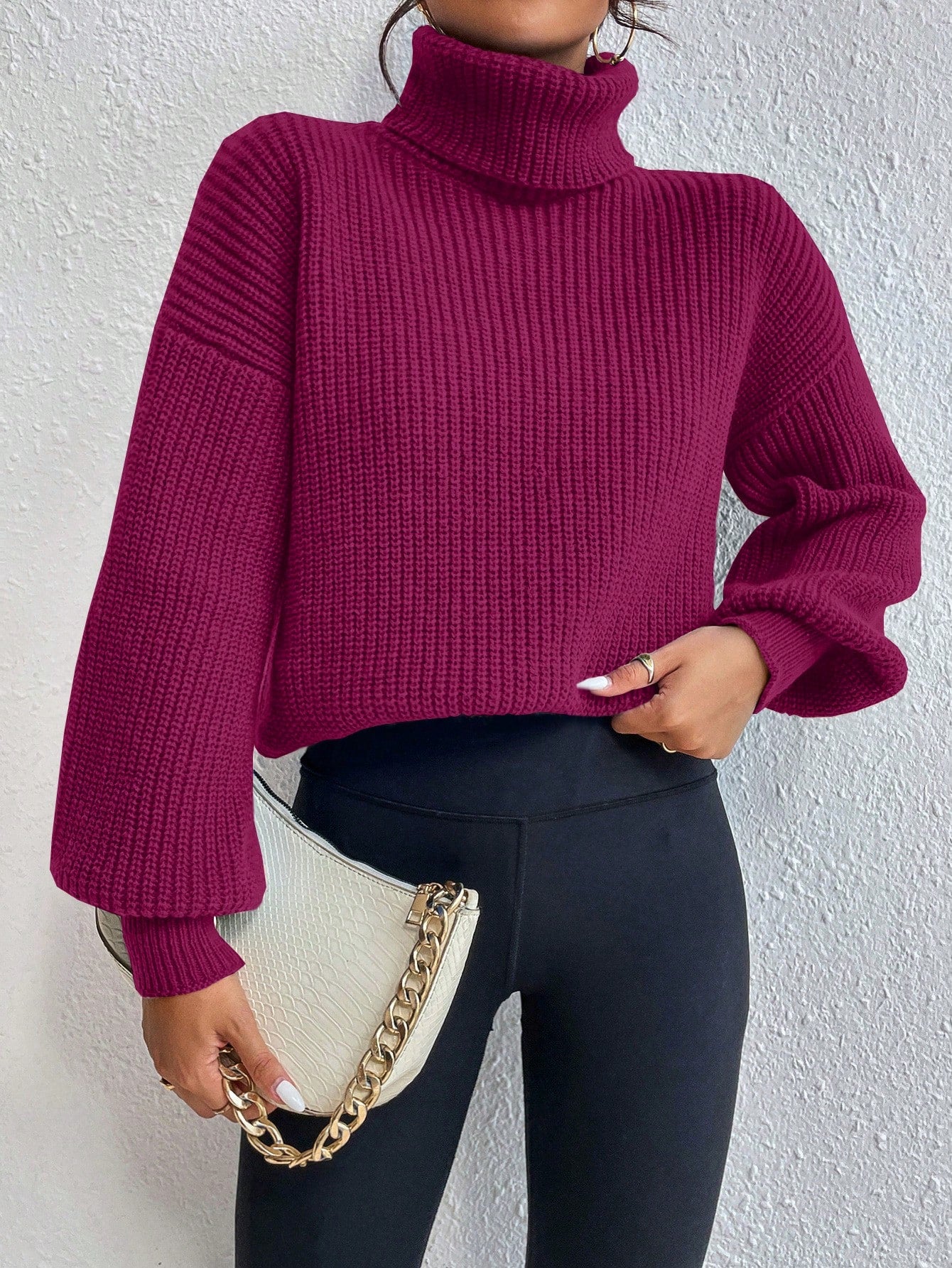 Suéter Feminino de Tricô com Gola Alta