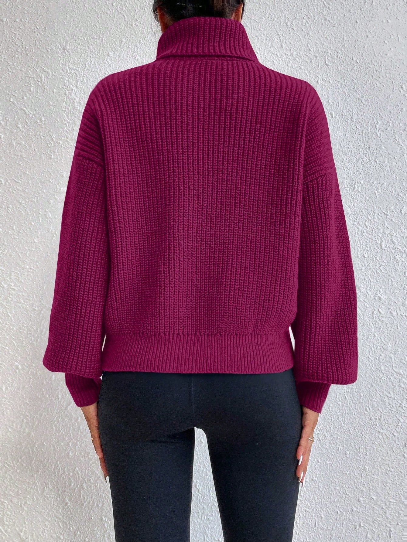 Suéter Feminino de Tricô com Gola Alta