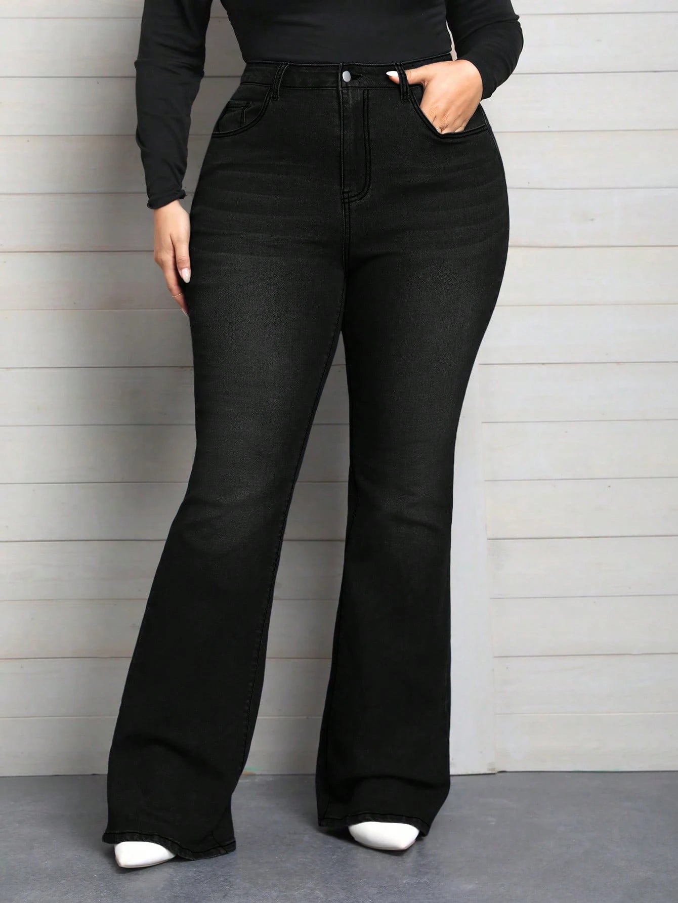 Calça Jeans Plus Size Feminina Flare Stretch 