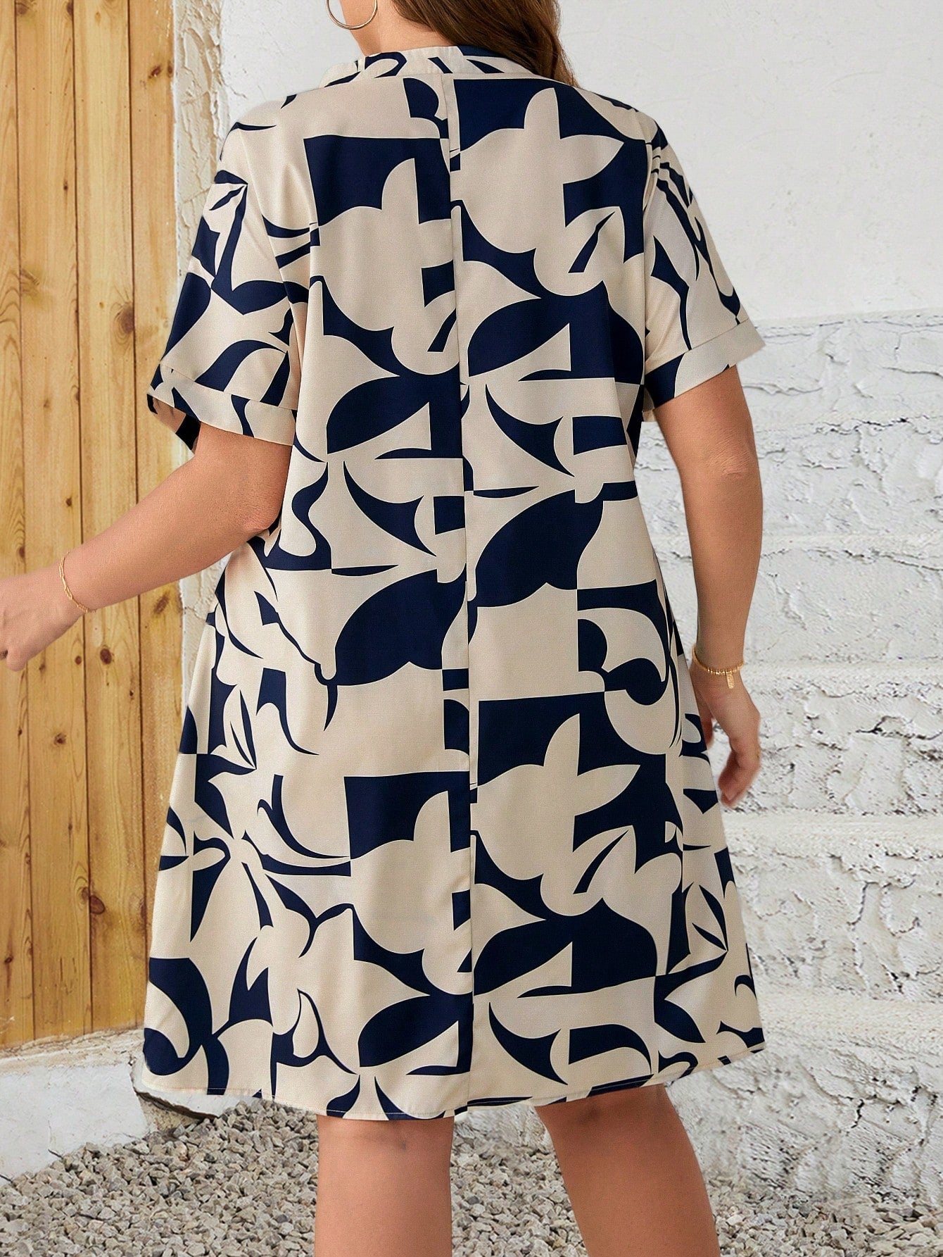 Vestido Plus Size Curto Feminino Geométrico Cherry Modas