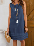 EMERY ROSE Vestido Casual Feminino de Cor Sólida com Gola Redonda e Sem Mangas