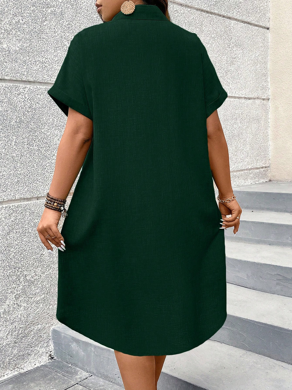 Vestido Midi Plus Size Estilo Camisa com Botões