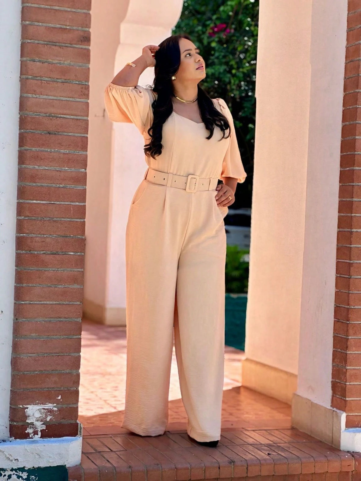 Macacão Plus Size Pantalona Com Cinto Decote Coração