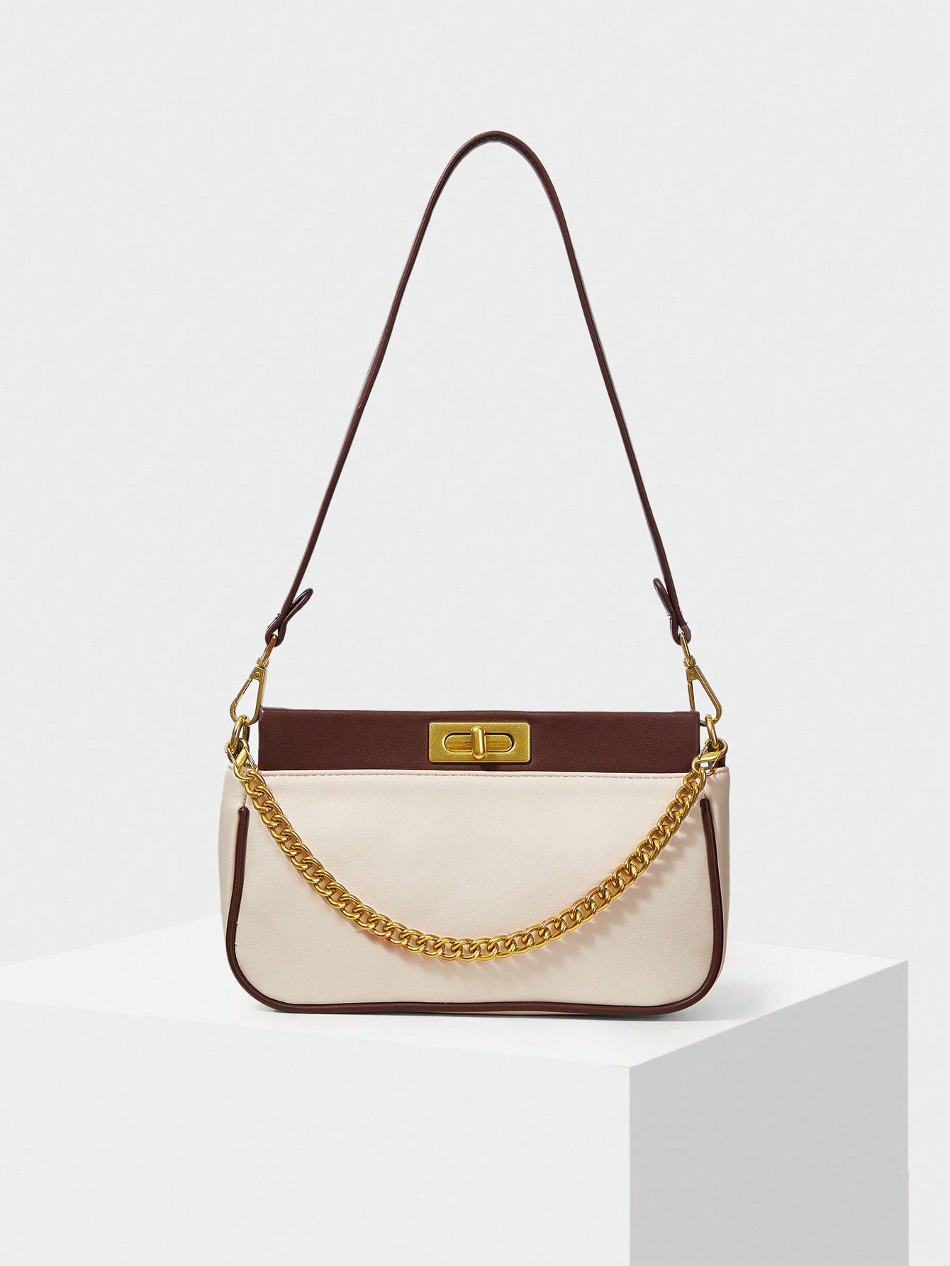 Bolsa de Ombro Feminina Pequena com Corrente