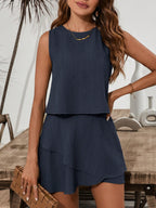 SHEIN Clasi 2 Peças Conjunto de Top Camiseta Liso Texturizado e Saia-Short Camadas