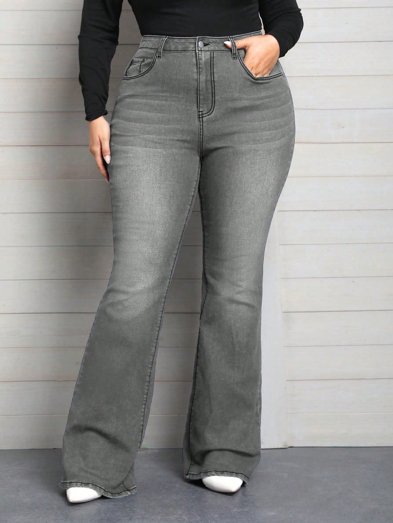 Calça Jeans Plus Size Feminina Flare Stretch 