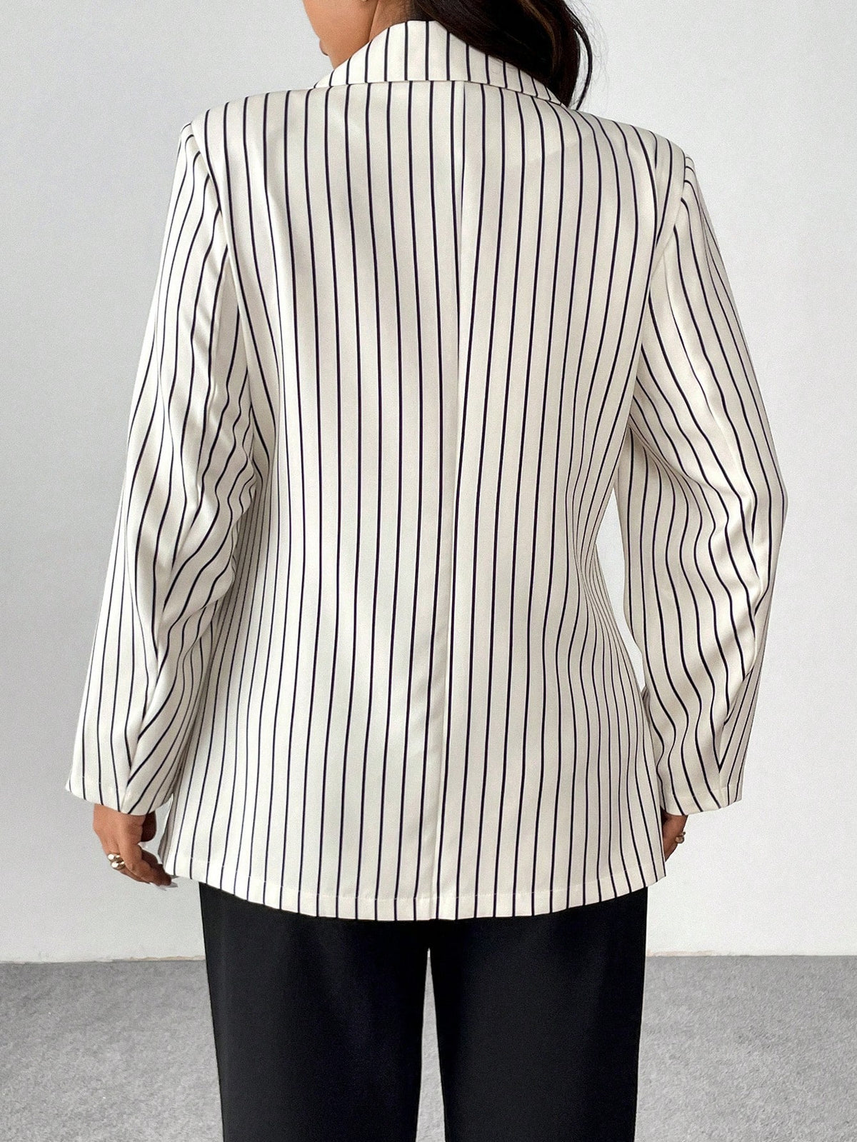 Blazer Feminino Plus Size Listrado Elegante