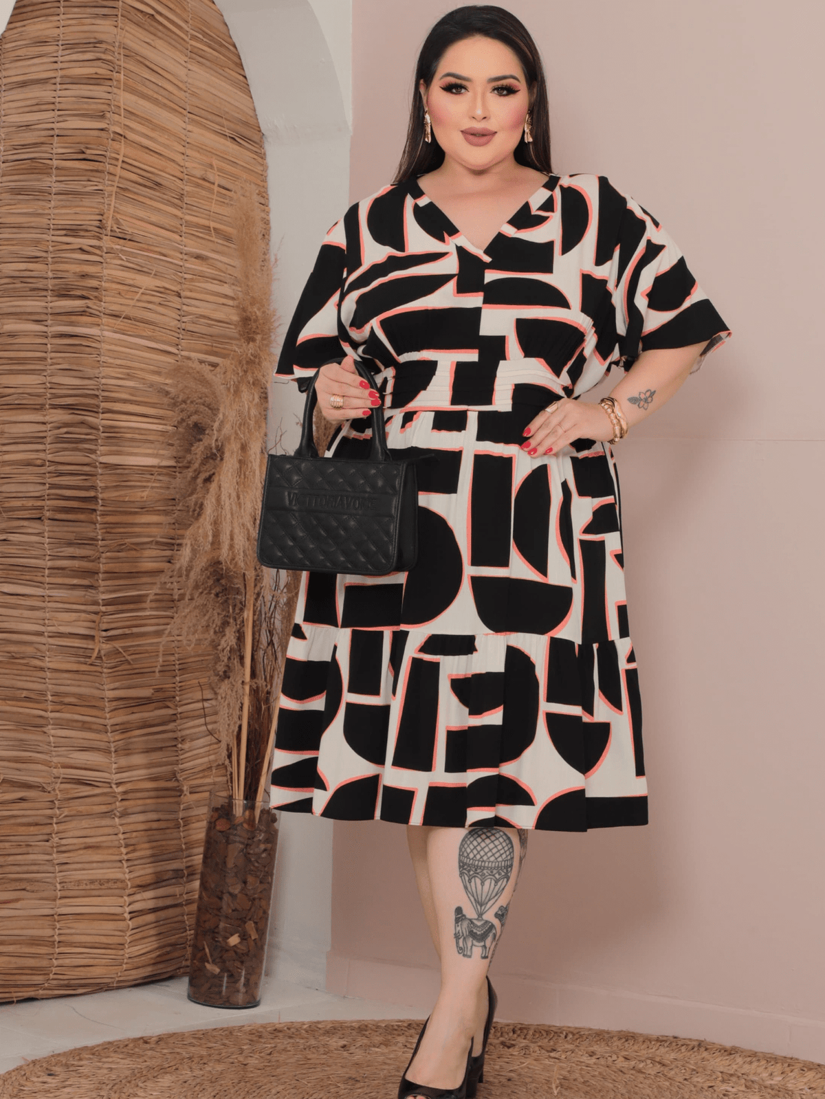 Vestido Plus Size Curto de Viscolinho Estampado