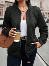 Jaqueta Bomber Leve Feminina Plus Size com Zíper