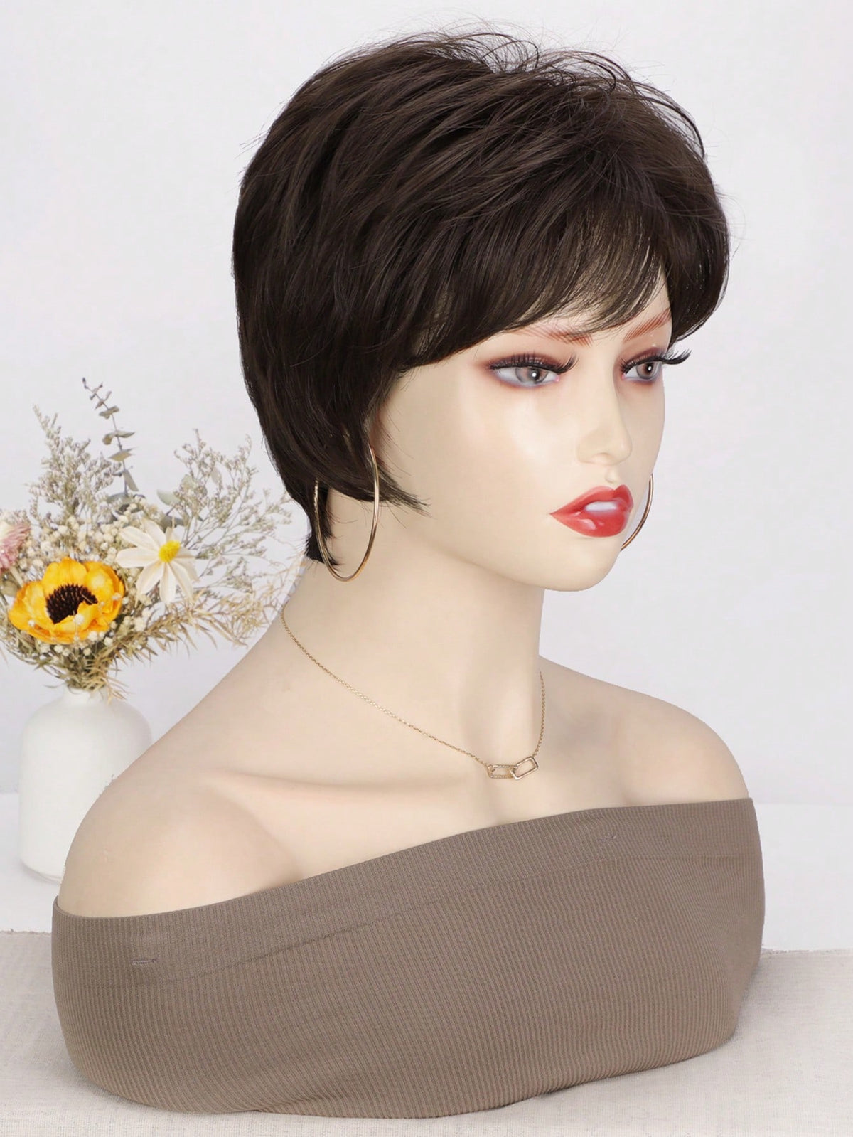 Peruca Feminina de Cabelo Curtinho com Franja