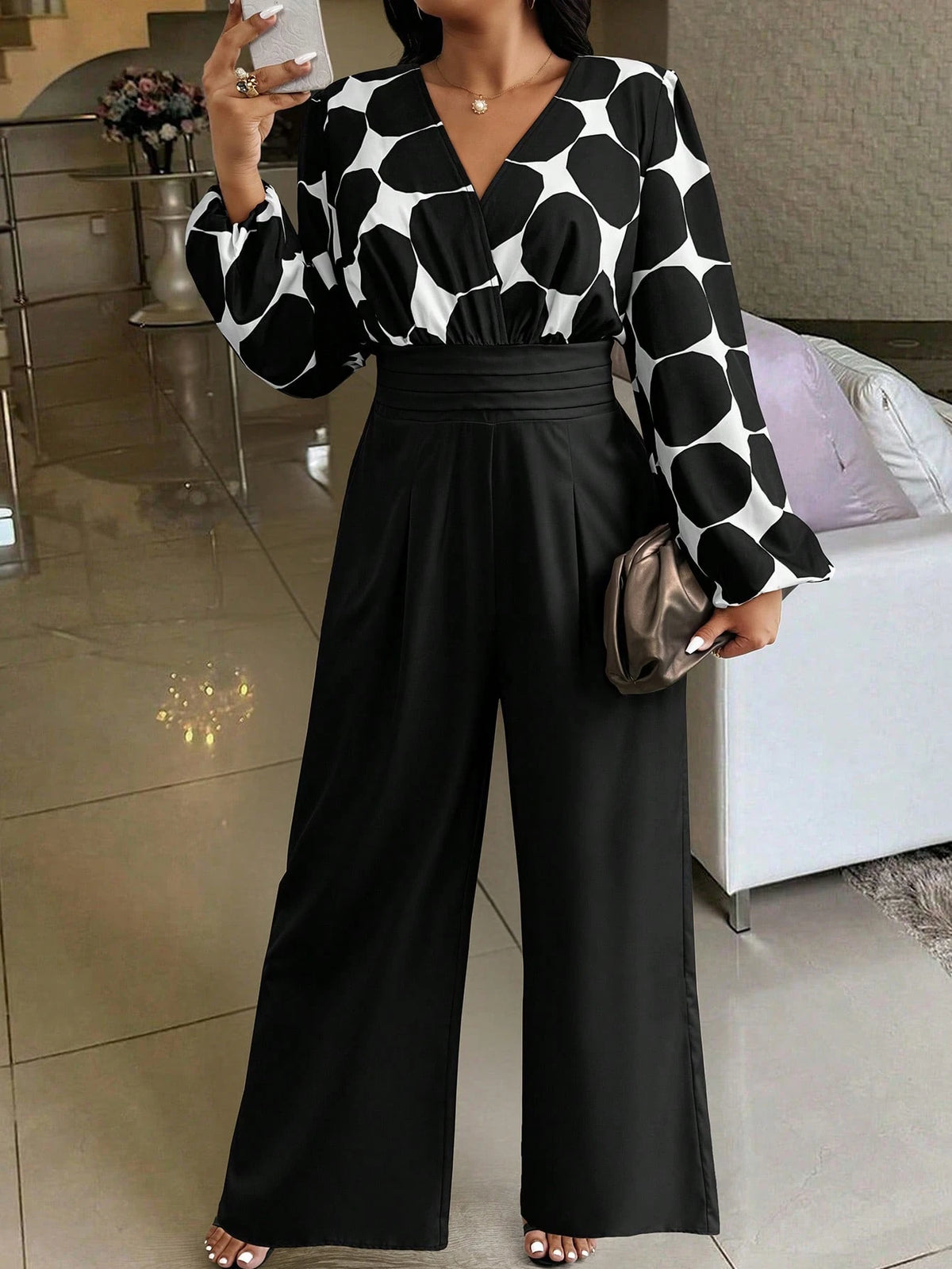 Macacão Plus Size Manga Longa Pantalona