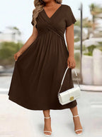 Vestido Plus Size Longo Soltinho Manga Curta com Bolso