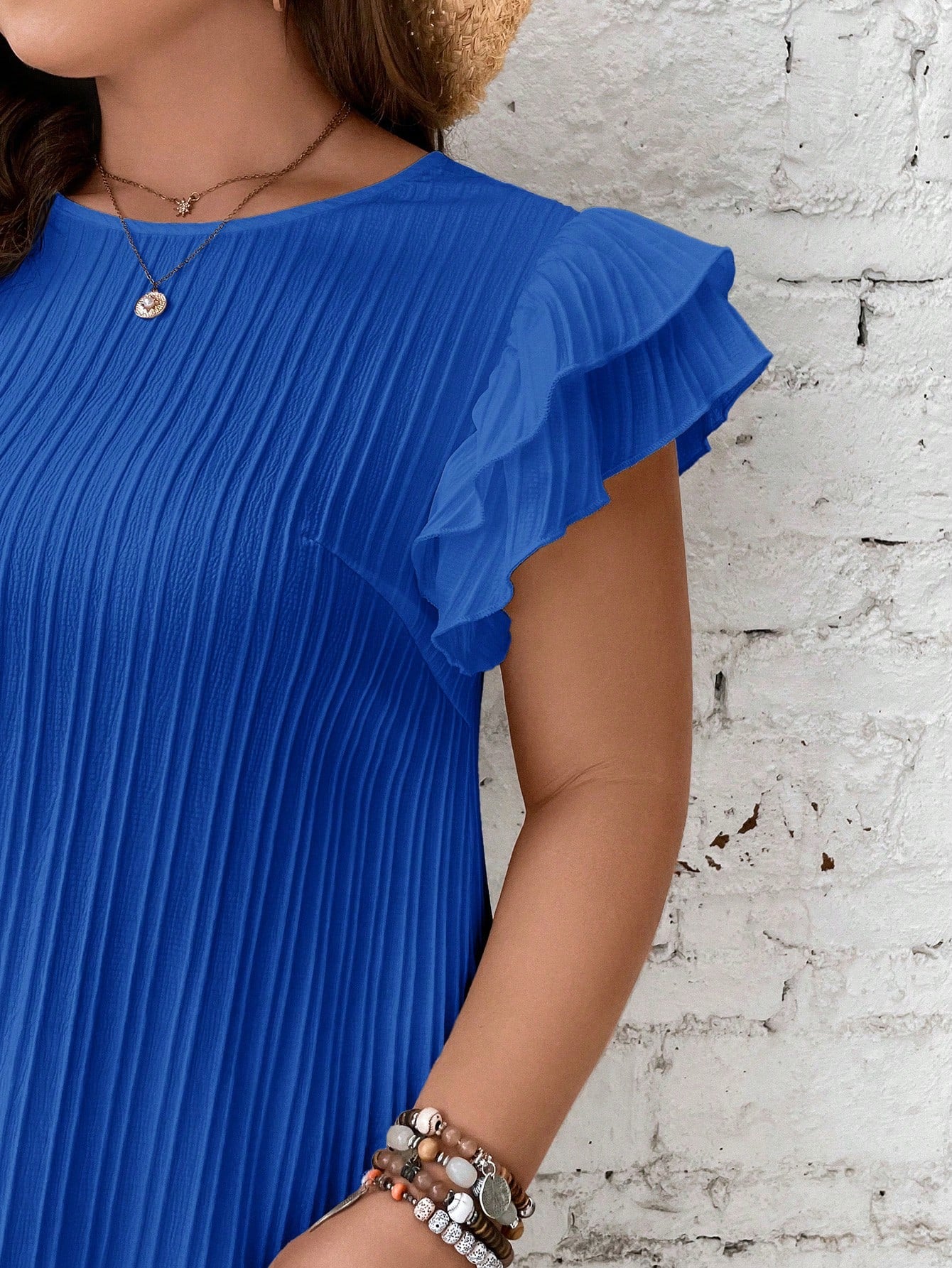 Vestido Curto Plus Size Canelado Manga Curta