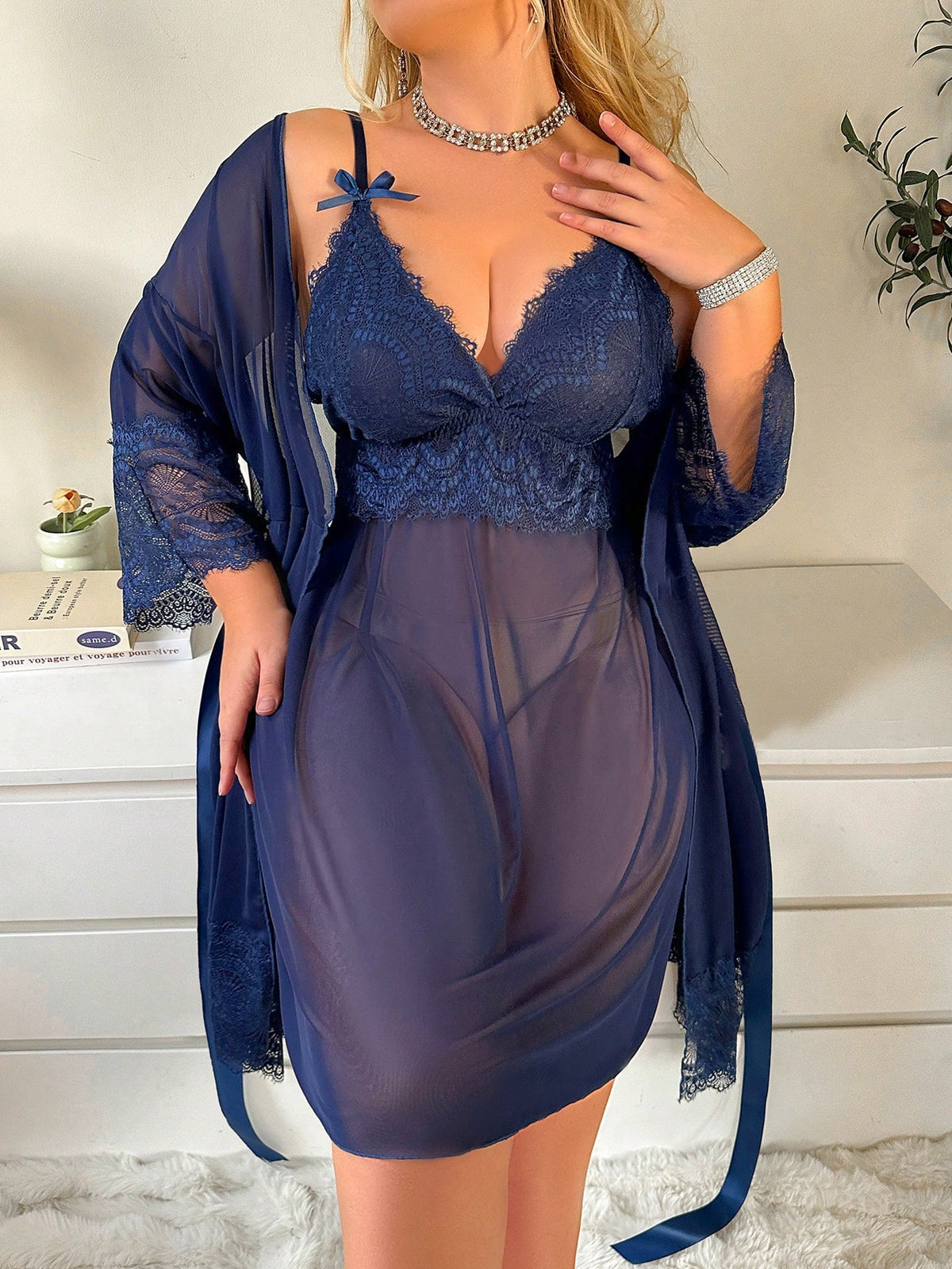 Conjunto Camisola e Robe de Tule Plus Size com Renda