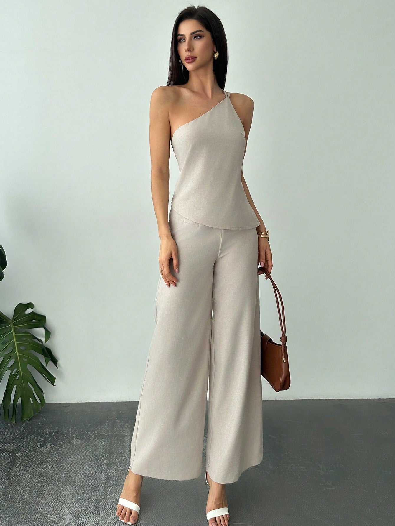 Conjunto Alfaiataria Feminino Blusa Assimétrica e Calça Pantalona 