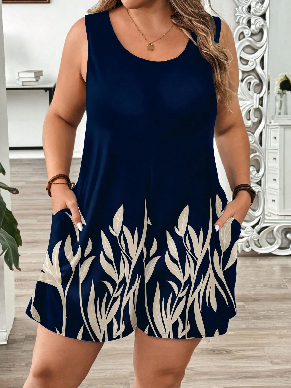 Macaquinho Plus Size Regata Soltinho Estampa Floral