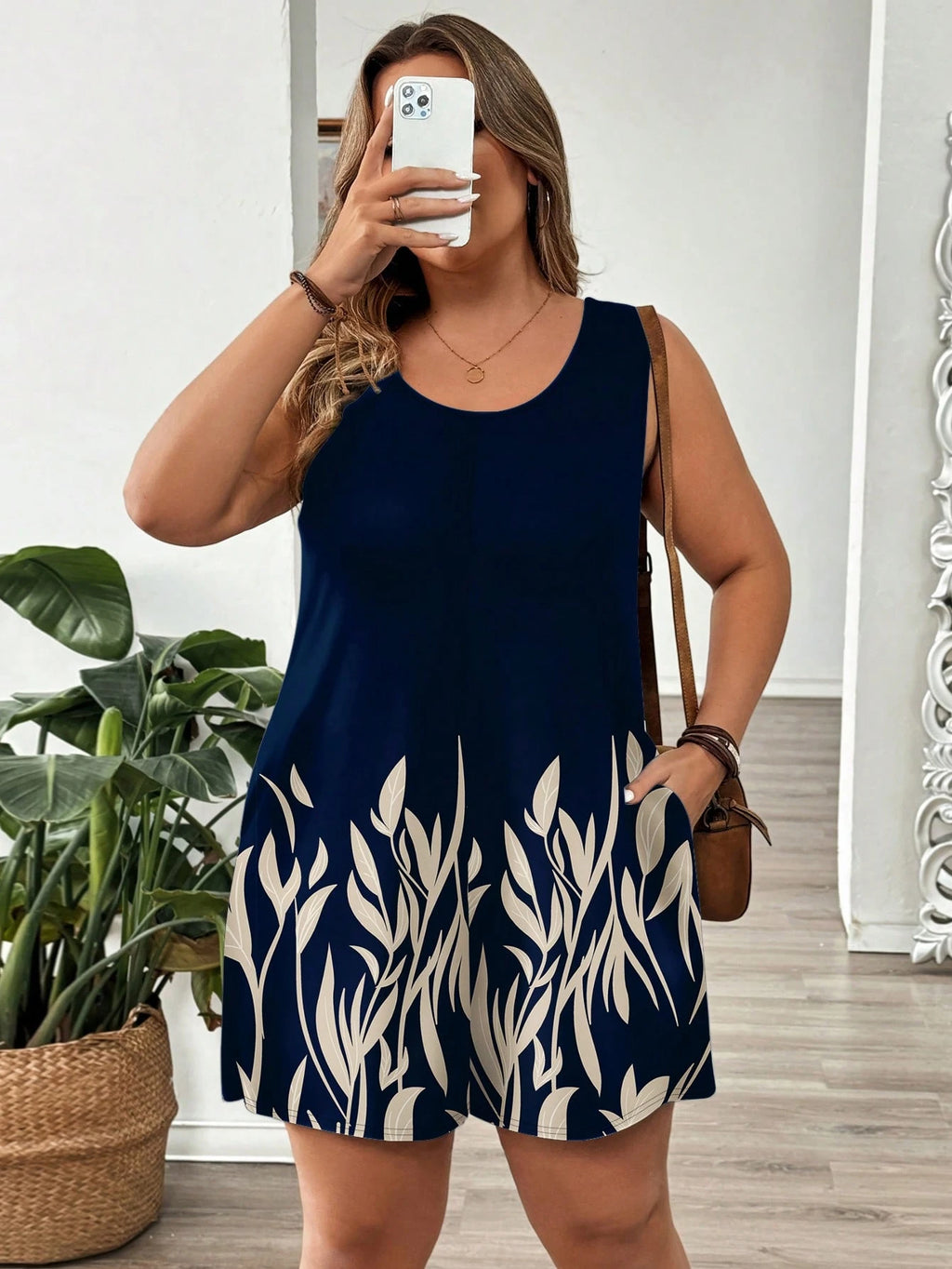 Macaquinho Plus Size Regata Soltinho Estampa Floral