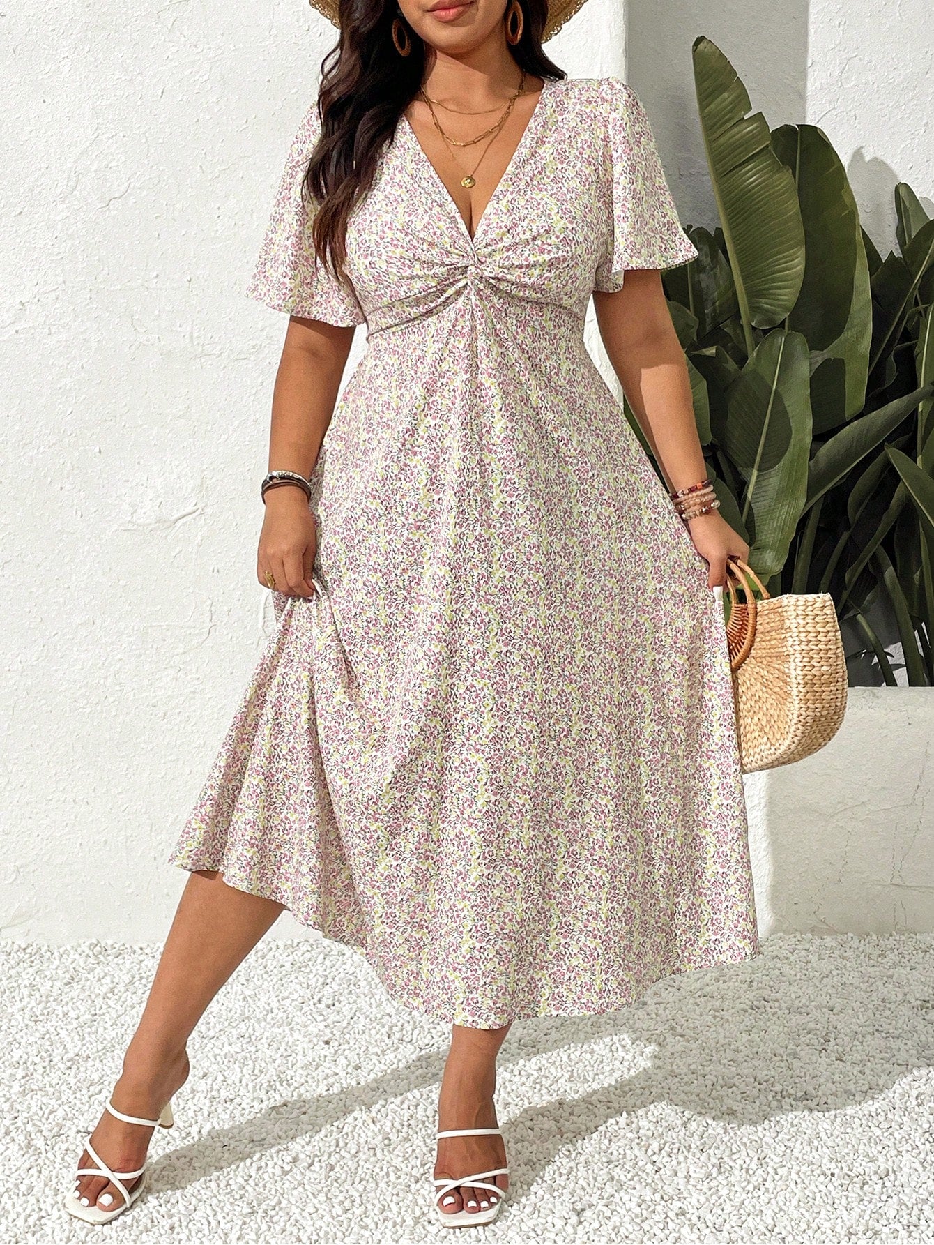 Vestido Midi Plus Size Casual Manga Curta Decote V Estampado 