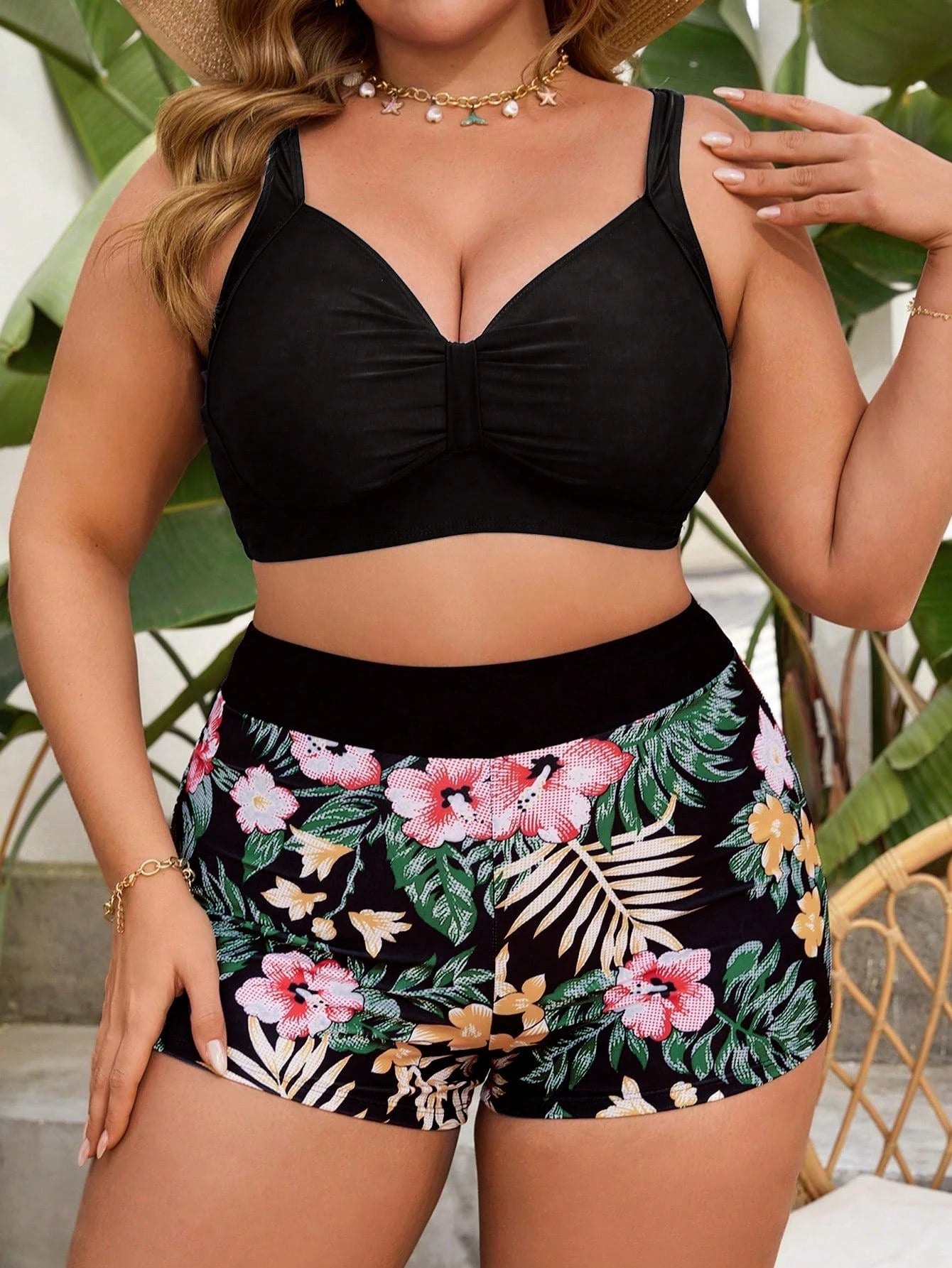 Biquíni Plus Size com Shortinho Estampado