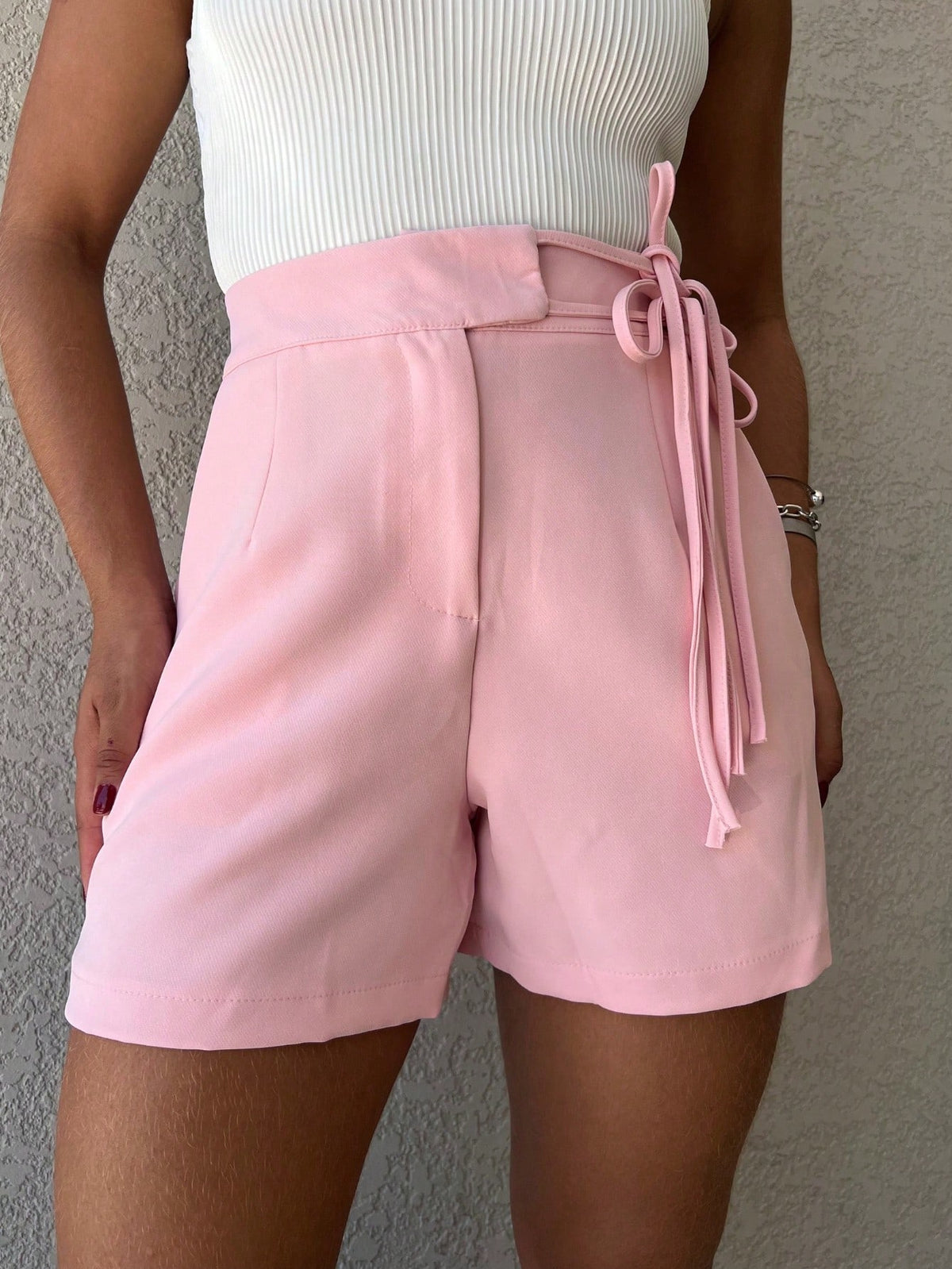 Short Alfaiataria Feminino com Laço Lateral Elegante