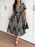 Vestido Midi Plus Size Casual Manga Curta Decote V Estampado 