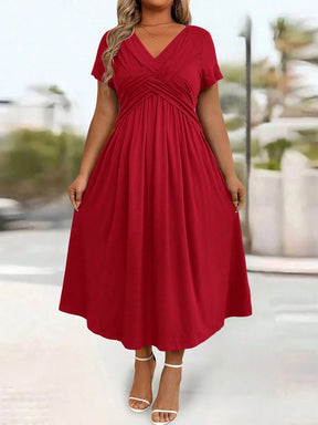 Vestido Plus Size Longo Soltinho Manga Curta com Bolso